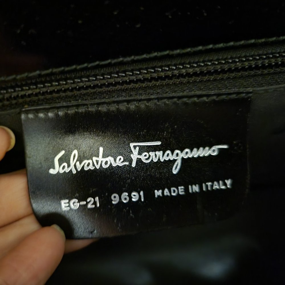 SALVATORE FERRAGAMO Vintage Shoulder Bag - Picture 11 of 13
